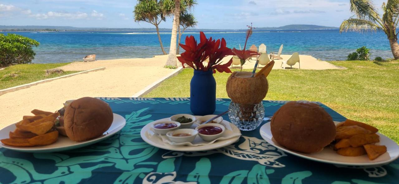 Blue Bay Resort ポートビラ エクステリア 写真