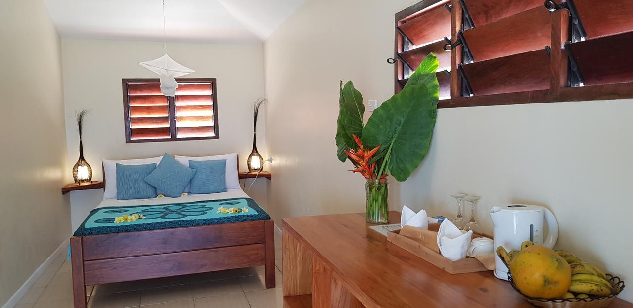 Blue Bay Resort ポートビラ エクステリア 写真