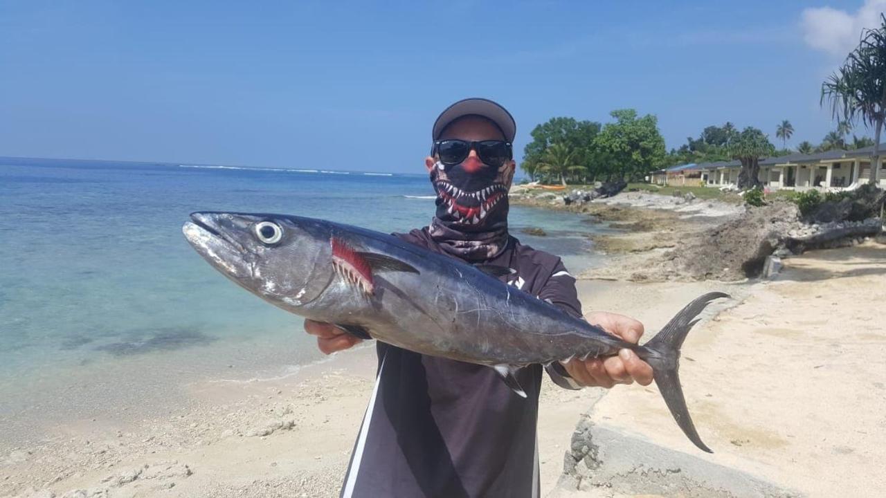 Blue Bay Resort ポートビラ エクステリア 写真