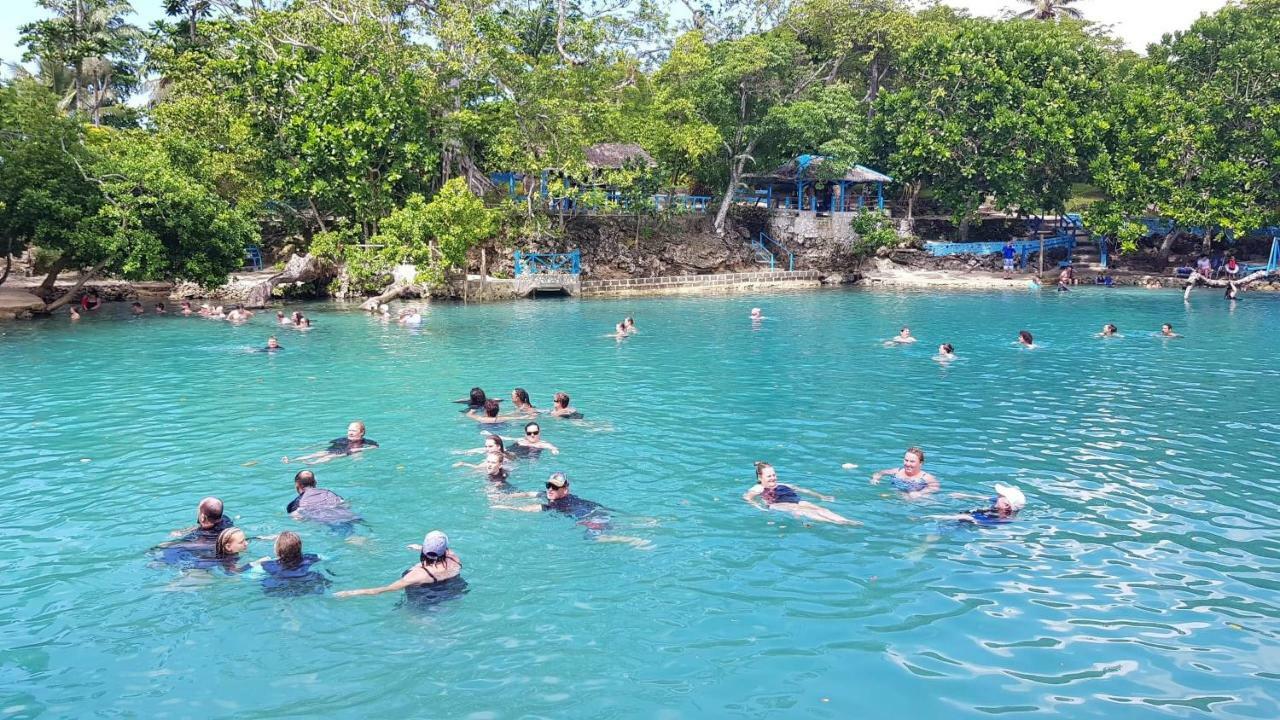 Blue Bay Resort ポートビラ エクステリア 写真