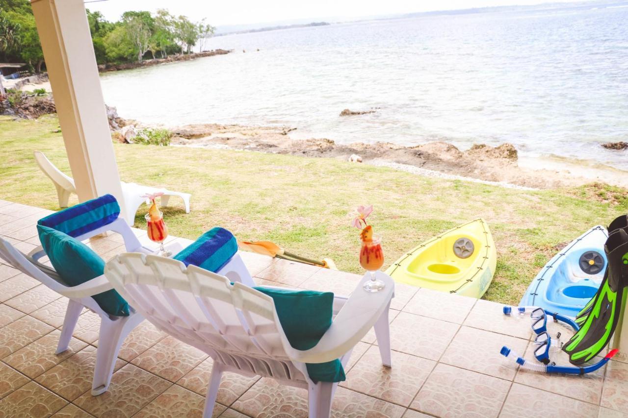 Blue Bay Resort ポートビラ エクステリア 写真